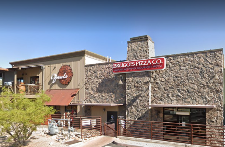 Brugos Pizza Cave Creek 768x501
