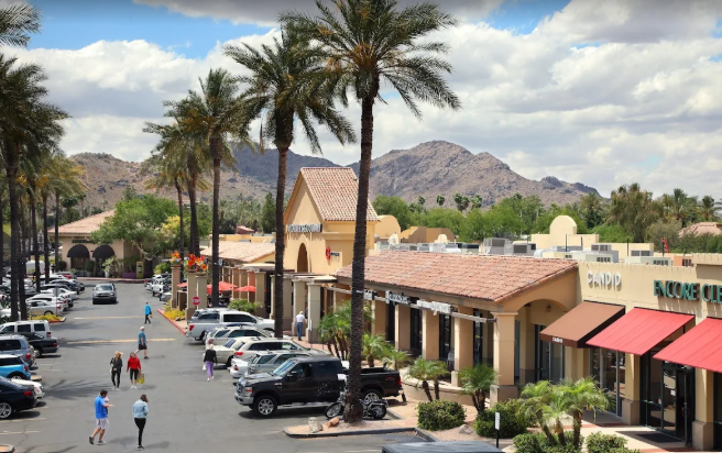 Seville Dining Shopping Scottsdale 025 05 10 231411